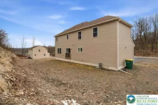 225 Swan Ct, Middle Smithfield, PA 18302 - Photo 27