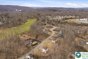 225 Swan Ct, Middle Smithfield, PA 18302 - Photo 31