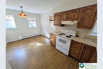 3470 Rhododendron Drive, Lehigh Township, PA 18067 - Photo 9