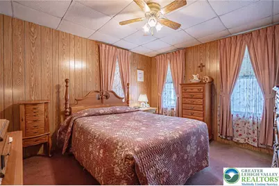 115 Macungie Avenue, Emmaus Boro, PA 18049 - Photo 21