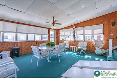 115 Macungie Avenue, Emmaus Boro, PA 18049 - Photo 17