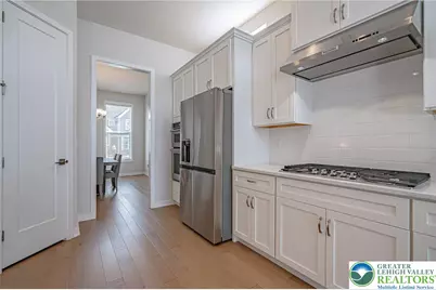 1862 Franklin Way, South Whitehall Township, PA 18104 - Photo 17