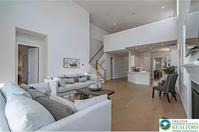 1862 Franklin Way, South Whitehall Township, PA 18104 - Photo 9