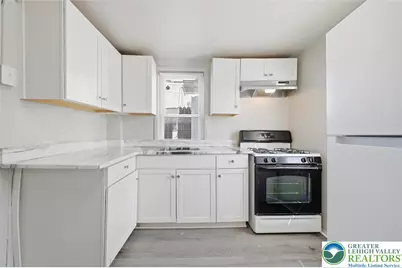 37 Spruce Street, Allentown City, PA 18101 - Photo 5