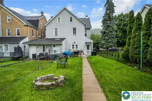 1037 Seneca St, Fountain Hill Boro, PA 18015 - Photo 5