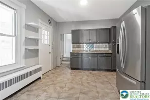 422 Ridge Ave, Allentown City, PA 18102 - Photo 9