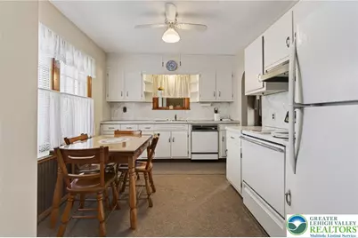 230 W Howard Avenue, Coaldale, PA 18218 - Photo 31