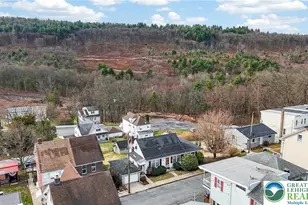 230 W Howard Ave, Coaldale Boro, PA 18218 - Photo 3