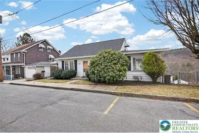 230 W Howard Avenue, Coaldale, PA 18218 - Photo 57