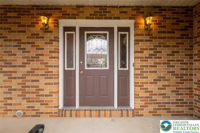 3127 S 4th Avenue, Whitehall Township, PA 18052 - Photo 7