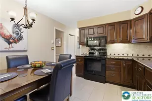 2344 Silo Dr, Easton, PA 18040 - Photo 9