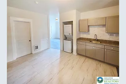 1401 Broadway #2, Bethlehem City, PA 18015 - Photo 3