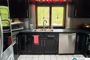 2253 Skyline Dr, Washington Township, PA 18080 - Photo 7