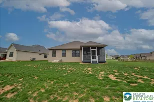 4085 Eveningstar Rd, Emmaus Boro, PA 18049 - Photo 19
