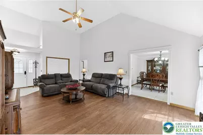 86 Burnshaw Lane, Penn Forrest, PA 18210 - Photo 7