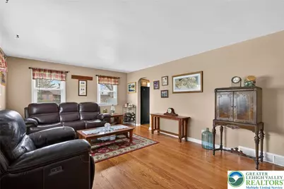 1984 Troxell Street, Hanover Twp, PA 18109 - Photo 5