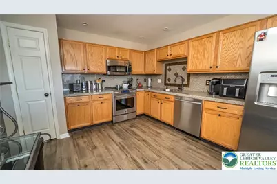 1117 Wynnewood Drive, Allen Township, PA 18067 - Photo 9