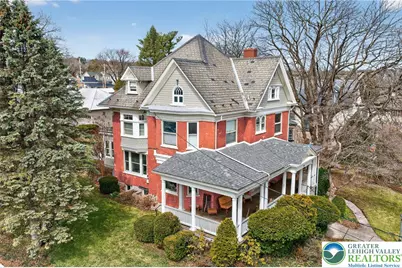 29 N New Street, Nazareth Boro, PA 18064 - Photo 5