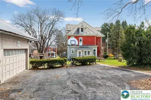 29 N New St, Nazareth Boro, PA 18064 - Photo 27