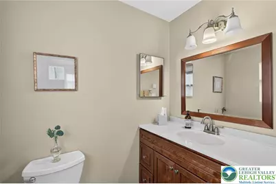 126 Hillcrest Drive S, Macungie Boro, PA 18062 - Photo 43