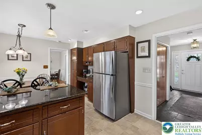 126 Hillcrest Drive S, Macungie Boro, PA 18062 - Photo 13