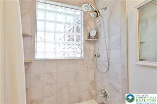 851 Media St, Bethlehem City, PA 18017 - Photo 15