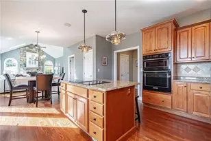 4123 Wyndemere Circle E, Lowhill Township, PA 18078 - Photo 13
