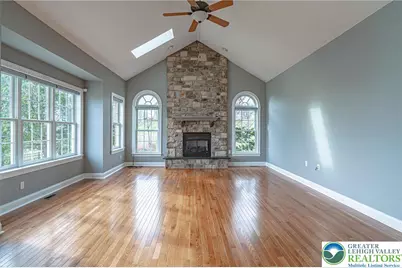 4123 Wyndemere Circle E, Lowhill Township, PA 18078 - Photo 23