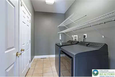 4123 Wyndemere Circle E, Lowhill Township, PA 18078 - Photo 27