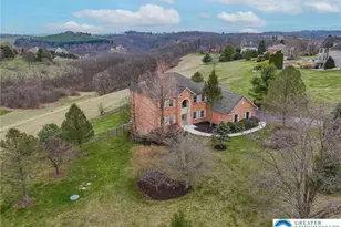 4123 Wyndemere Circle E, Lowhill Township, PA 18078 - Photo 5