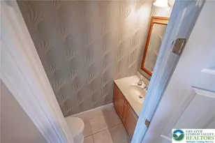 4123 Wyndemere Circle E, Lowhill Township, PA 18078 - Photo 23