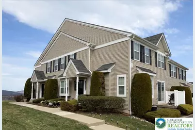 4127 Bunker Hill Drive S, Upper Saucon Township, PA 18036 - Photo 3