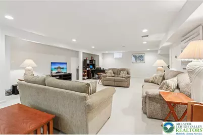 2113 Kingsview Road, Lower Macungie Township, PA 18062 - Photo 35