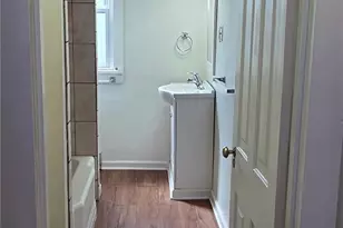 7 E Phillips St, Coaldale Boro, PA 18218 - Photo 11