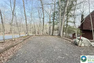 5933 Decker Rd, Bushkill, PA 18324 - Photo 31