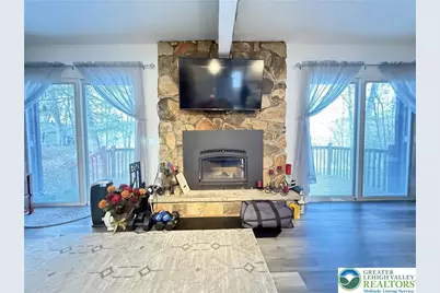 5933 Decker Road, Bushkill, PA 18324 - Photo 7