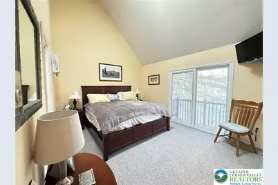 5933 Decker Road, Bushkill, PA 18324 - Photo 11