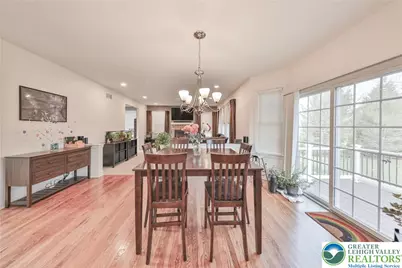 4544 Oakwood Lane, Lower Nazareth Twp, PA 18064 - Photo 7