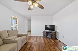 1019 Lincoln St, Freemansburg Boro, PA 18017 - Photo 5