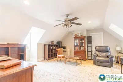 1231 Sky High Terrace, Chestnuthill Twp, PA 18330 - Photo 19