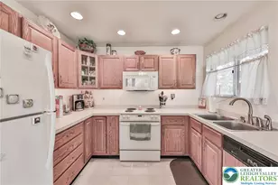 9213 Landis Ln, Lower Milford Township, PA 18041 - Photo 15