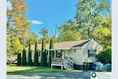 432 Old Allentown Road, Wind Gap Boro, PA 18091 - Photo 1