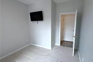 7524 Scenic View Dr, Macungie Boro, PA 18062 - Photo 15