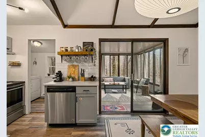 779 Country Place Drive, Tobyhanna, PA 18466 - Photo 9