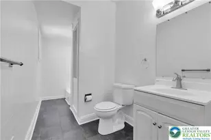 25 N 8th St, Easton, PA 18042 - Photo 13