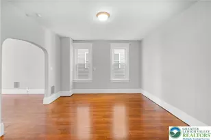 25 N 8th St, Easton, PA 18042 - Photo 11