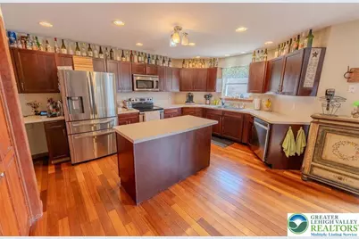 2510 Rising Hill Drive, Chestnuthill Twp, PA 18353 - Photo 13