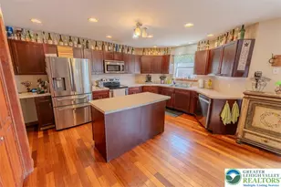 2510 Rising Hill Dr, Chestnuthill Twp, PA 18353 - Photo 13