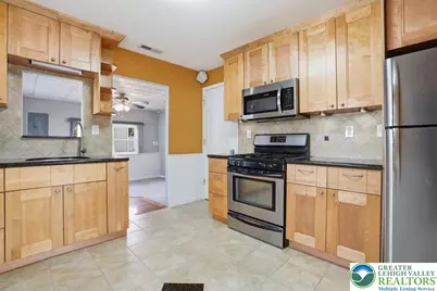 1715 Lansdale Avenue, Bethlehem City, PA 18017 - Photo 17