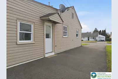 1715 Lansdale Avenue, Bethlehem City, PA 18017 - Photo 3